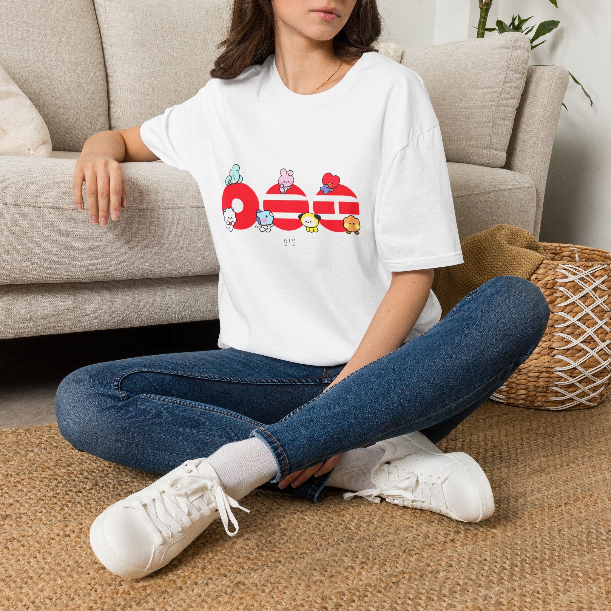 BT21 Simple white T-Shirt